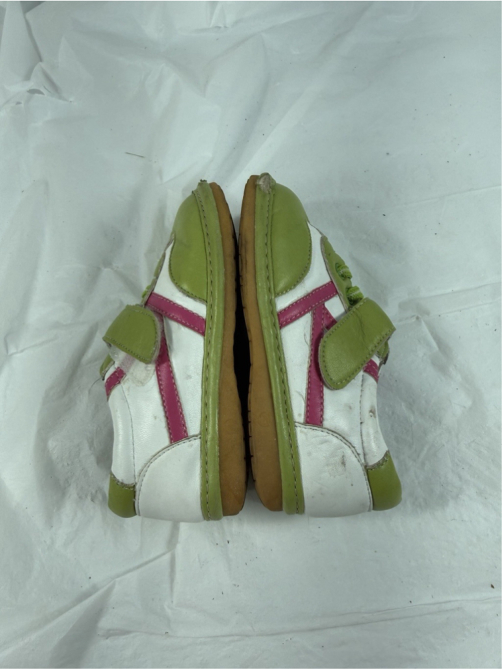Hide & Squeak Toddler Girl's Green Strapped Shoes Sz 9/25 - Picture 10 of 15